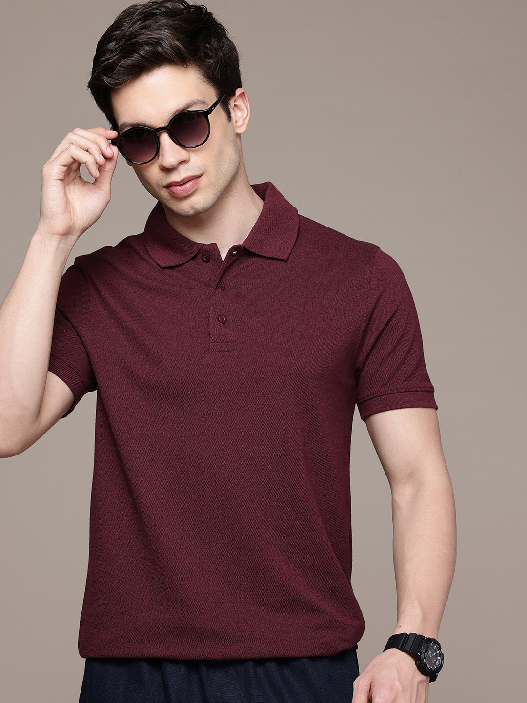 

Moda Rapido Men Solid Polo Collar T-shirt, Burgundy