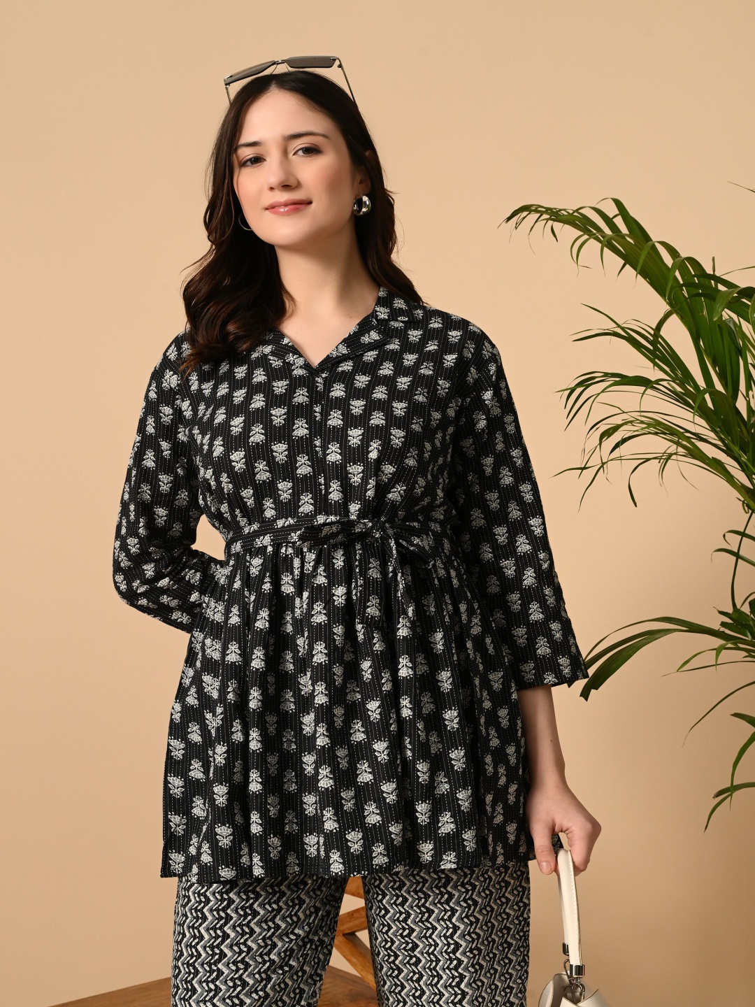 

ao services Women's Printed Co-ord Set, Black