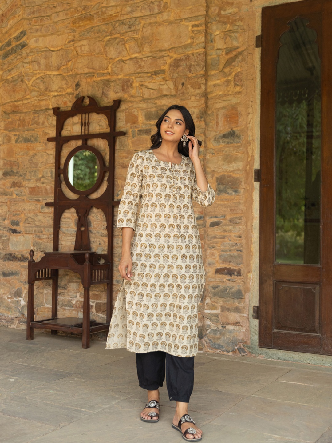 

The Ethnic Label Women Block Printed Kurta, Cream