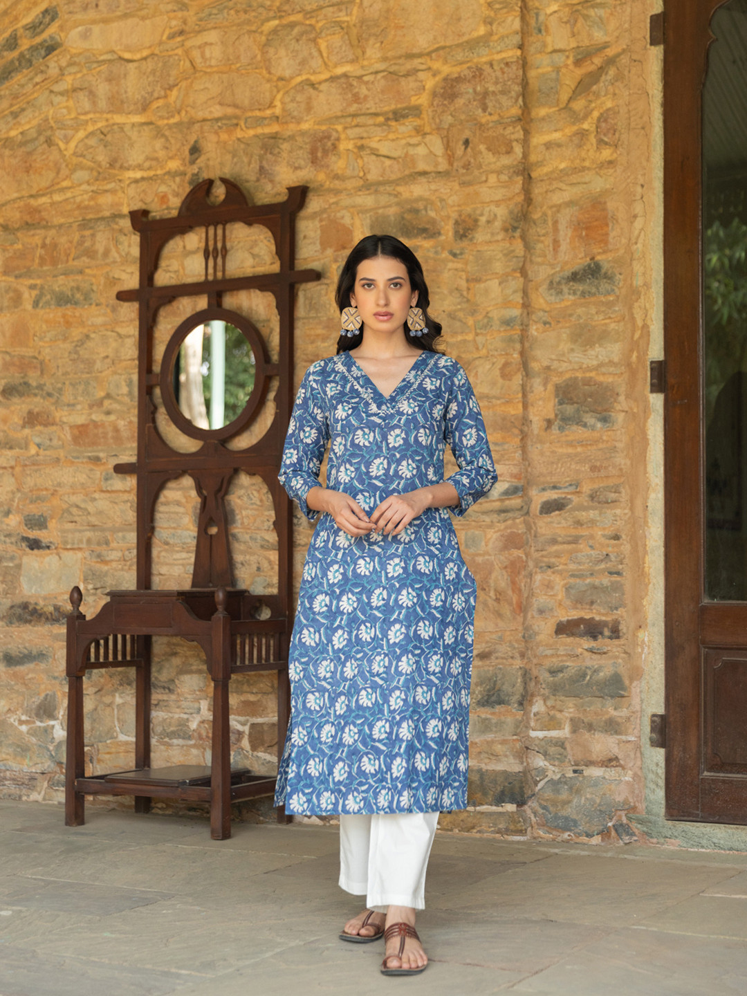 

The Ethnic Label Women Block Printed Kurta, Blue