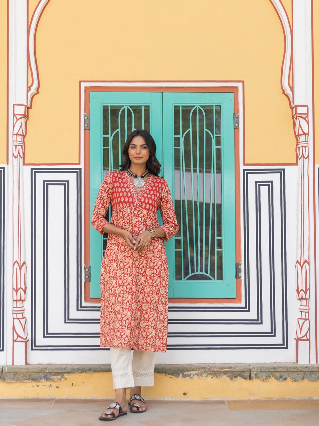 

The Ethnic Label Women Block Printed Kurta, Red