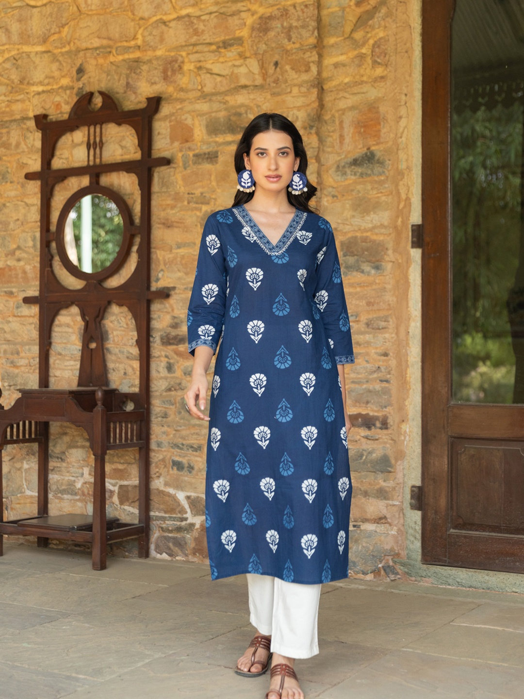 

The Ethnic Label Women Block Printed Kurta, Blue