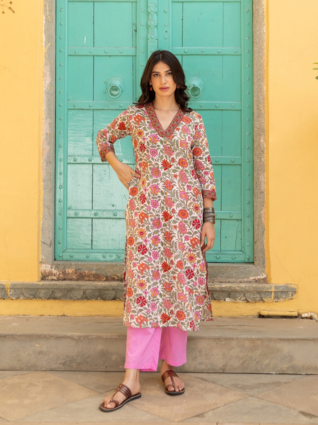 

The Ethnic Label Women Block Printed Kurta, White