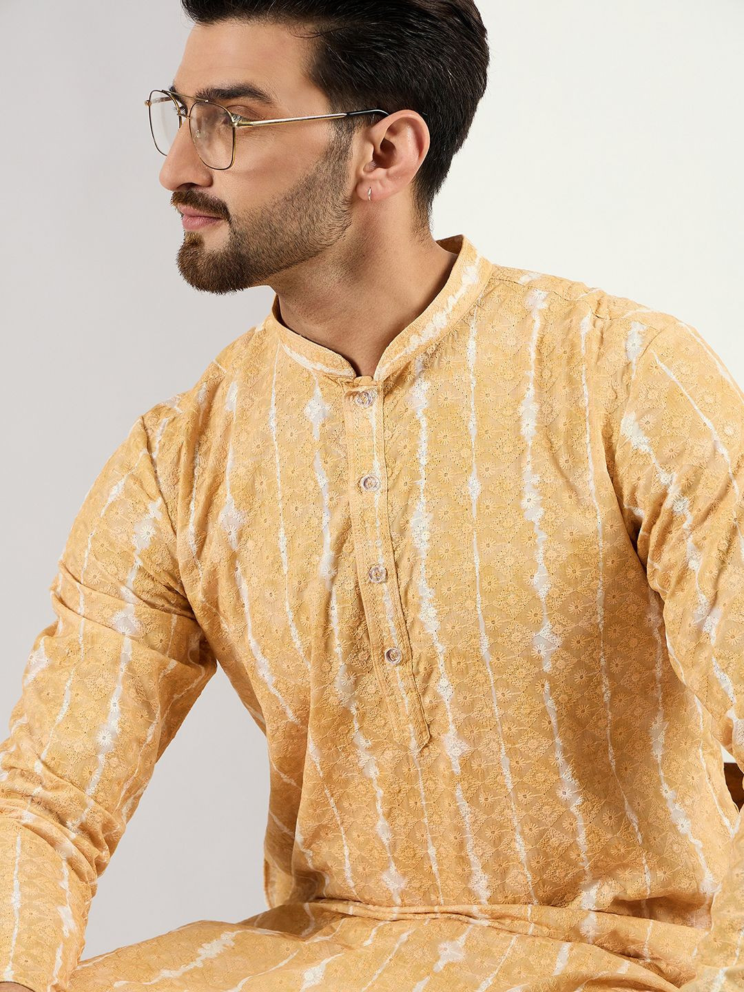 

Ethnic Bay Men Embroidered Chikankari Kurta, Yellow