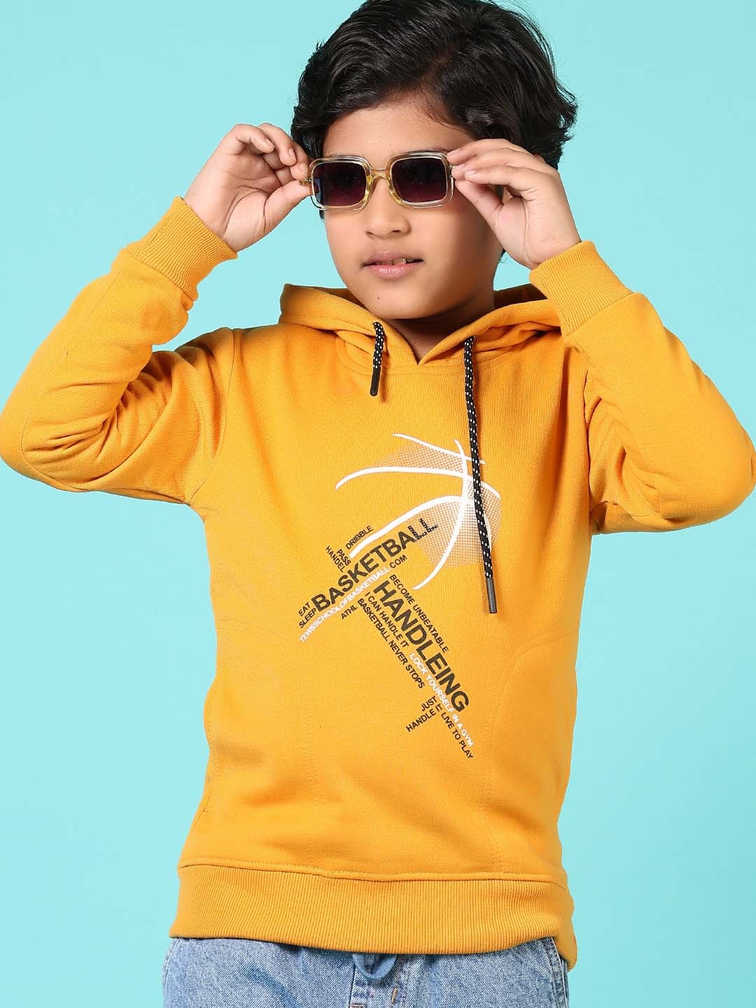 

V-Mart Boys Printed Sweatshirt, Mustard