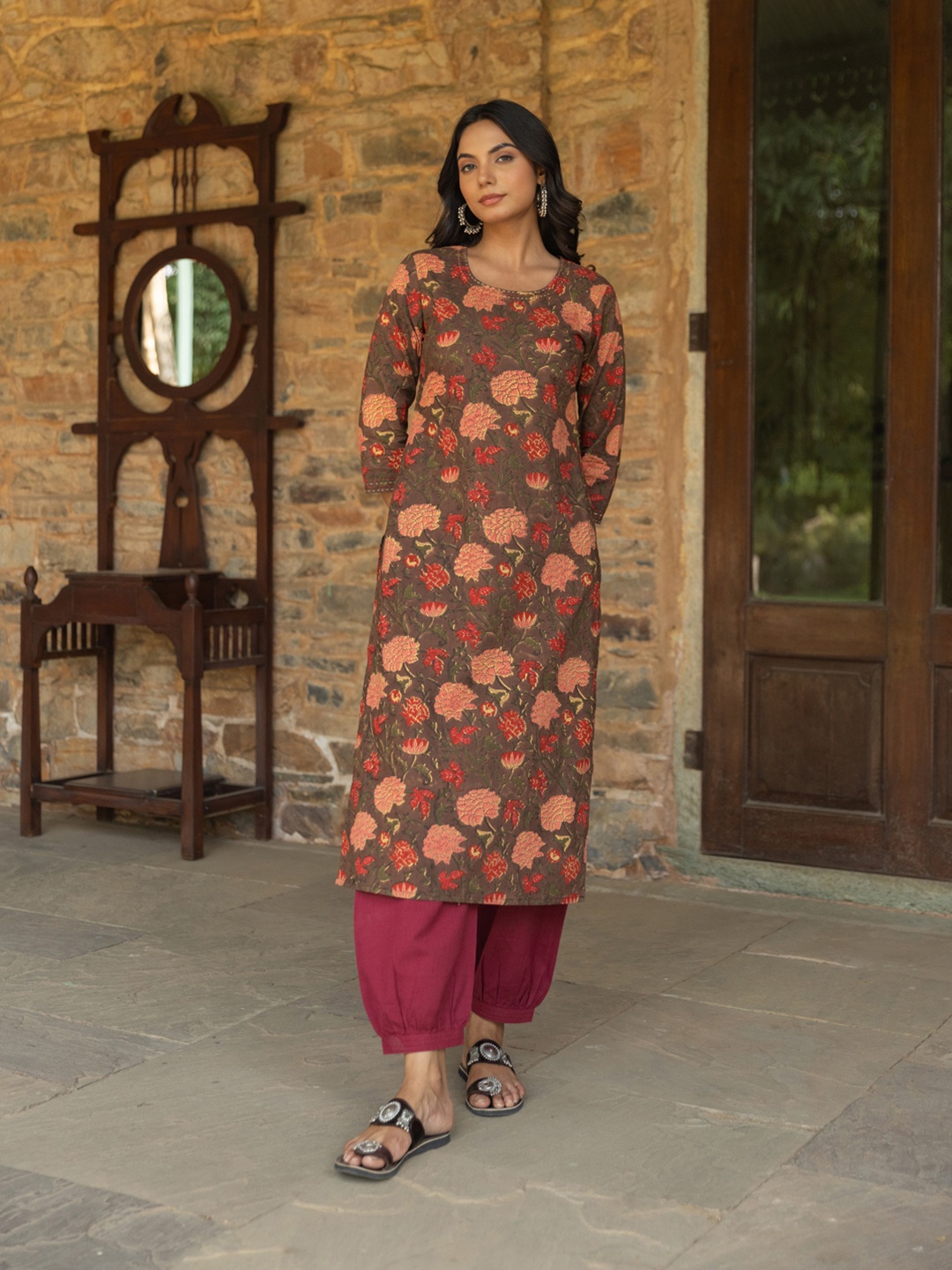 

The Ethnic Label Women Block Printed Kurta, Brown