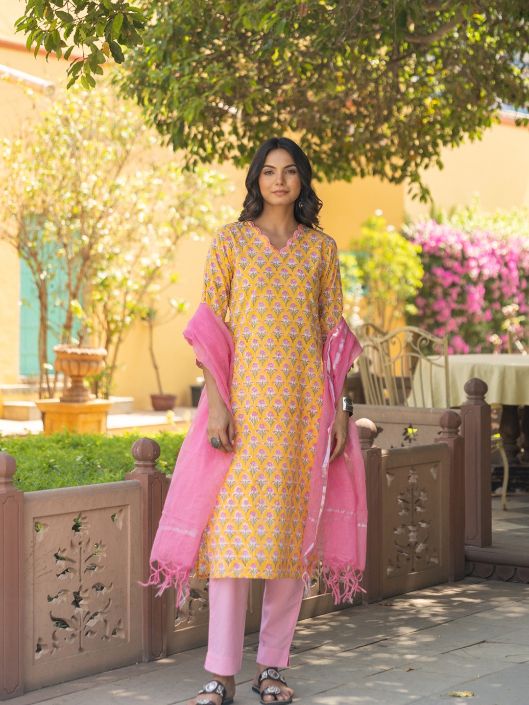 

The Ethnic Label Women Block Printed Kurta, Yellow