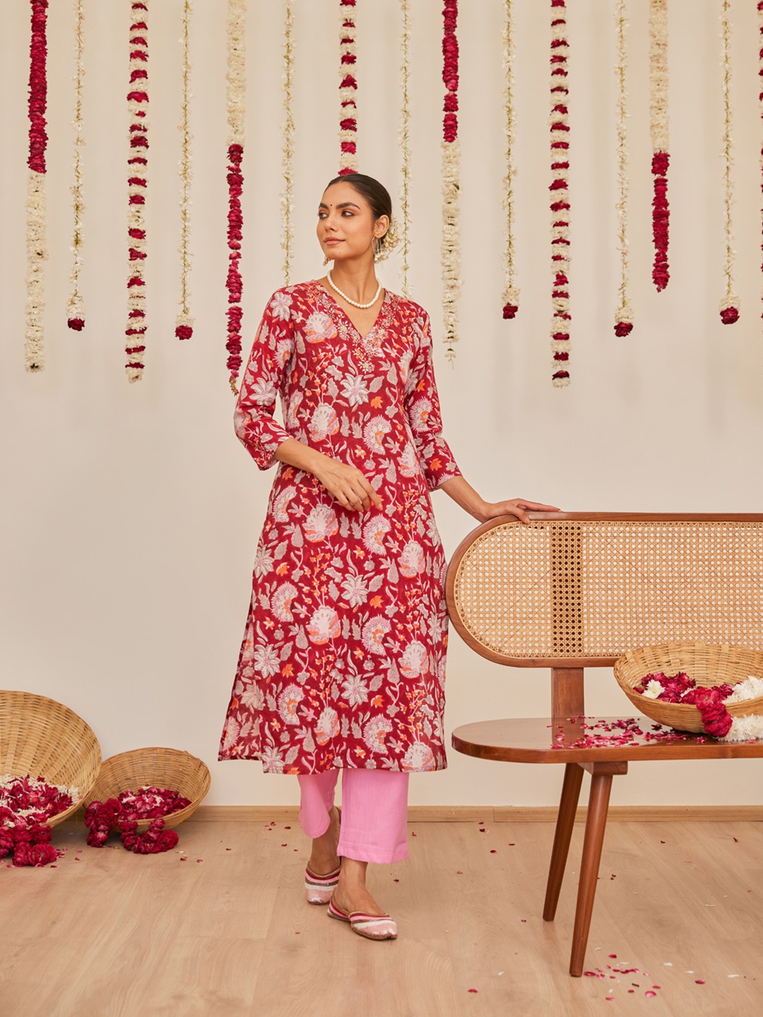 

The Ethnic Label Women Block Printed Kurta, Red