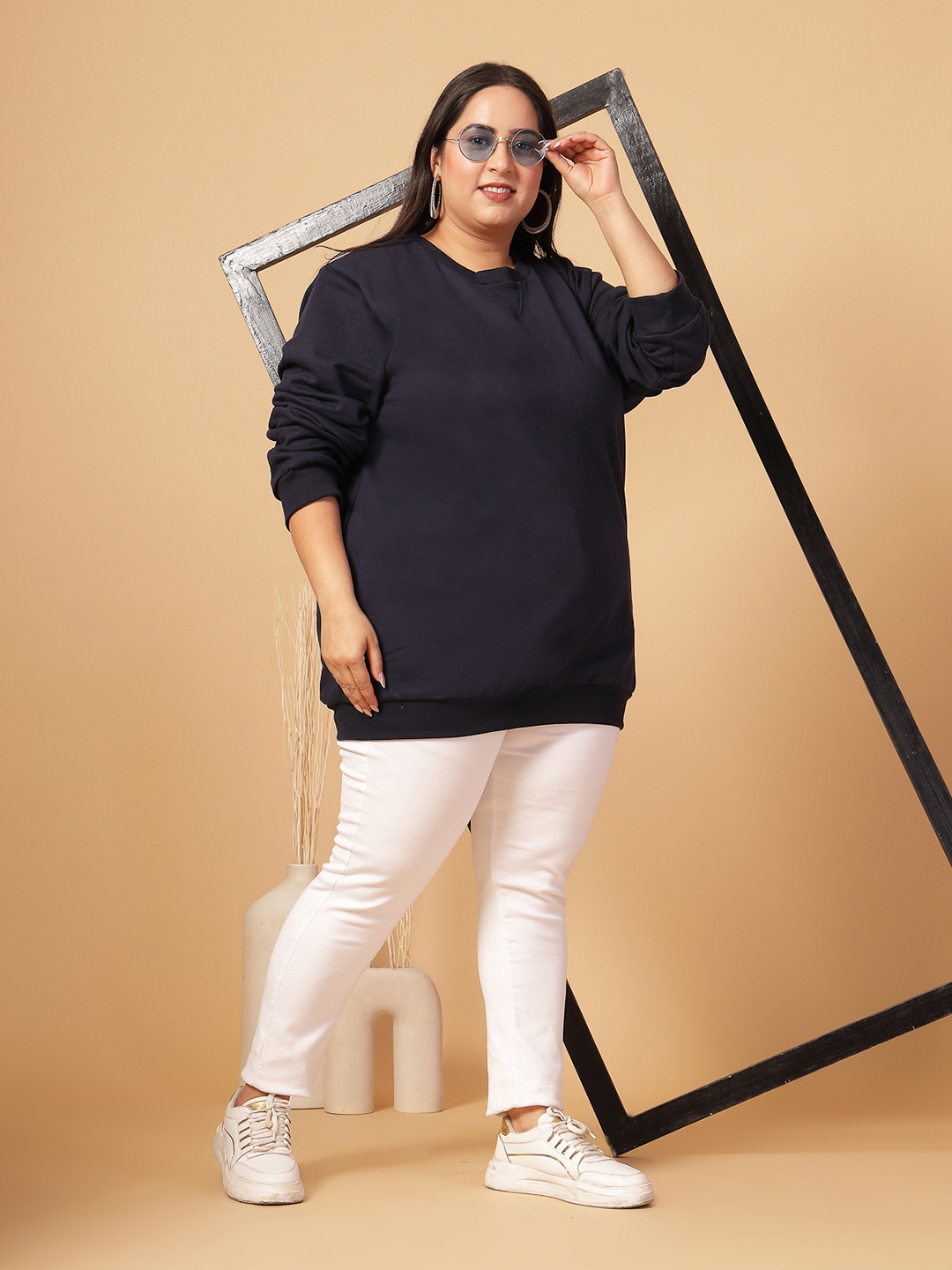 

Rigo Plus Size Solid Sweatshirt, Navy blue