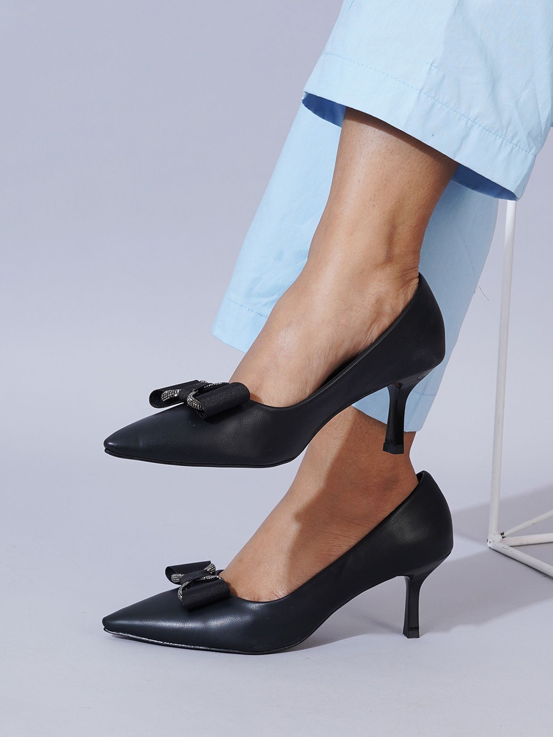 

Sherrif Shoes Women Kitten Heeled Pumps with Bows, Black