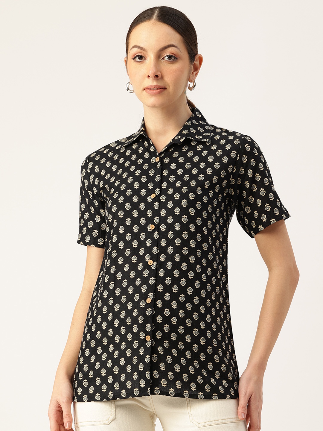 

Molcha Women Smart Sanganeri Printed Pure Cotton Casual Shirt, Black