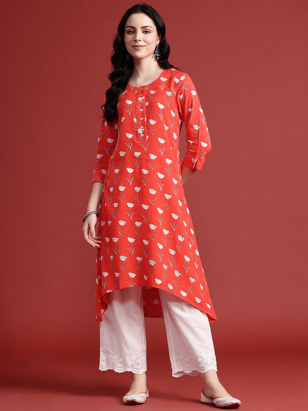 

Anouk Floral Printed Floral Straight High-Low Kurta, Red