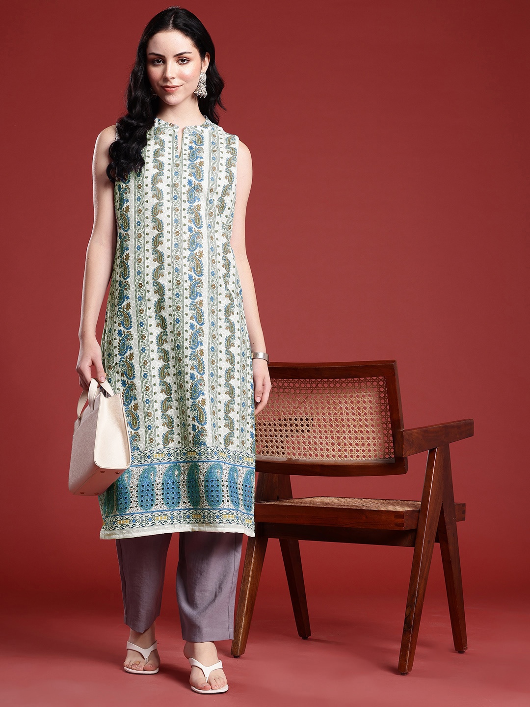 

Anouk Women Paisley Embroidered Sequinned Kurta, Off white