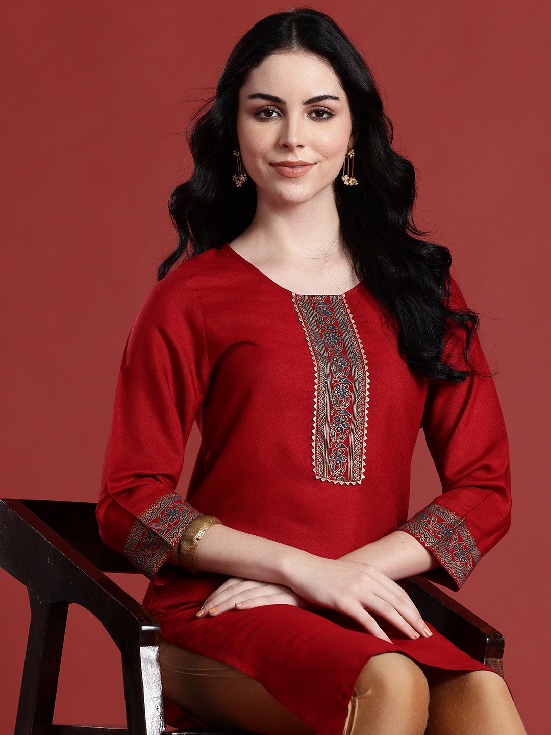 

Anouk Women Ethnic Motifs Gotta Patti Kurta, Red