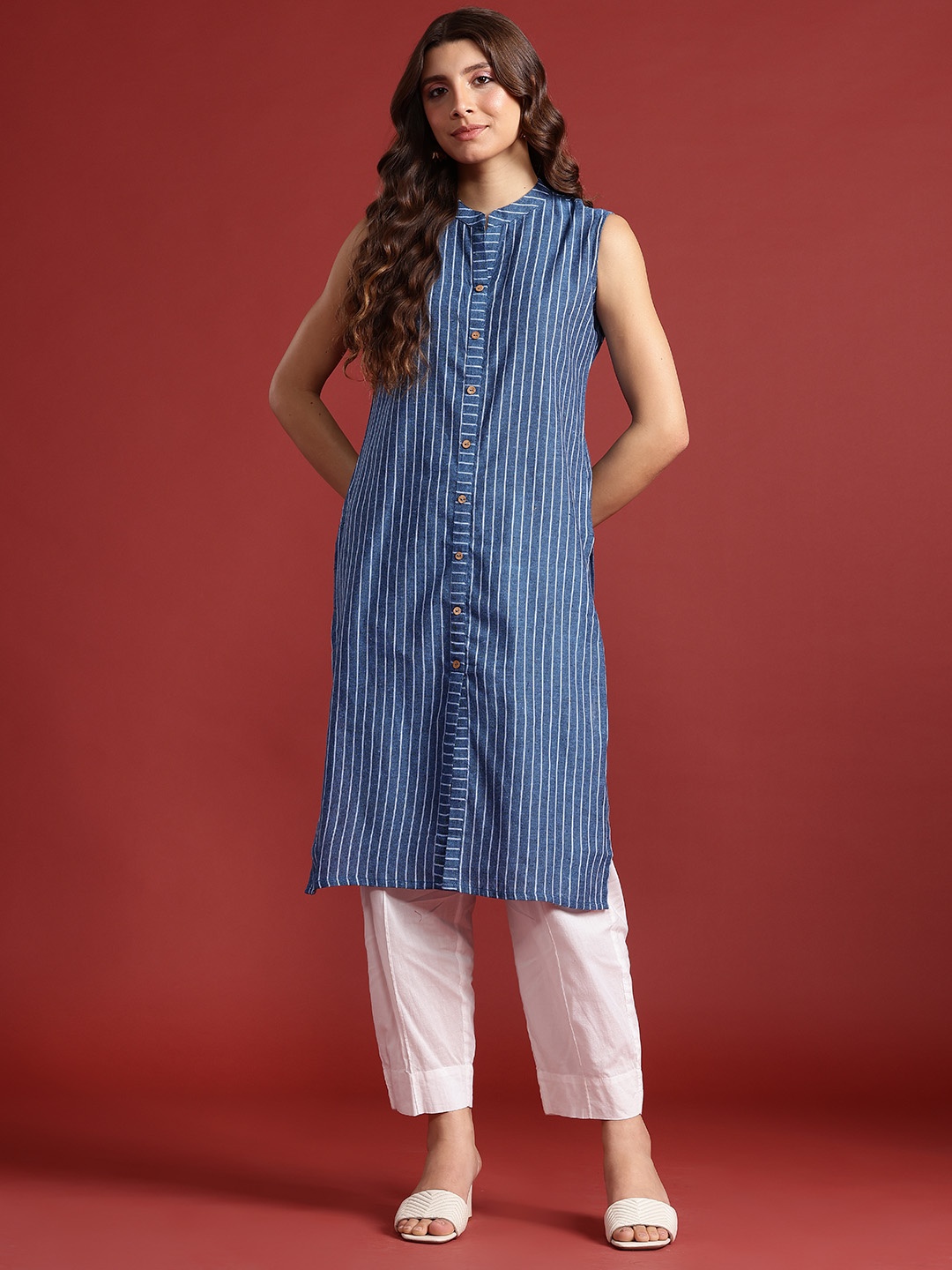 

Anouk Printed Pure Cotton Kurta, Navy blue