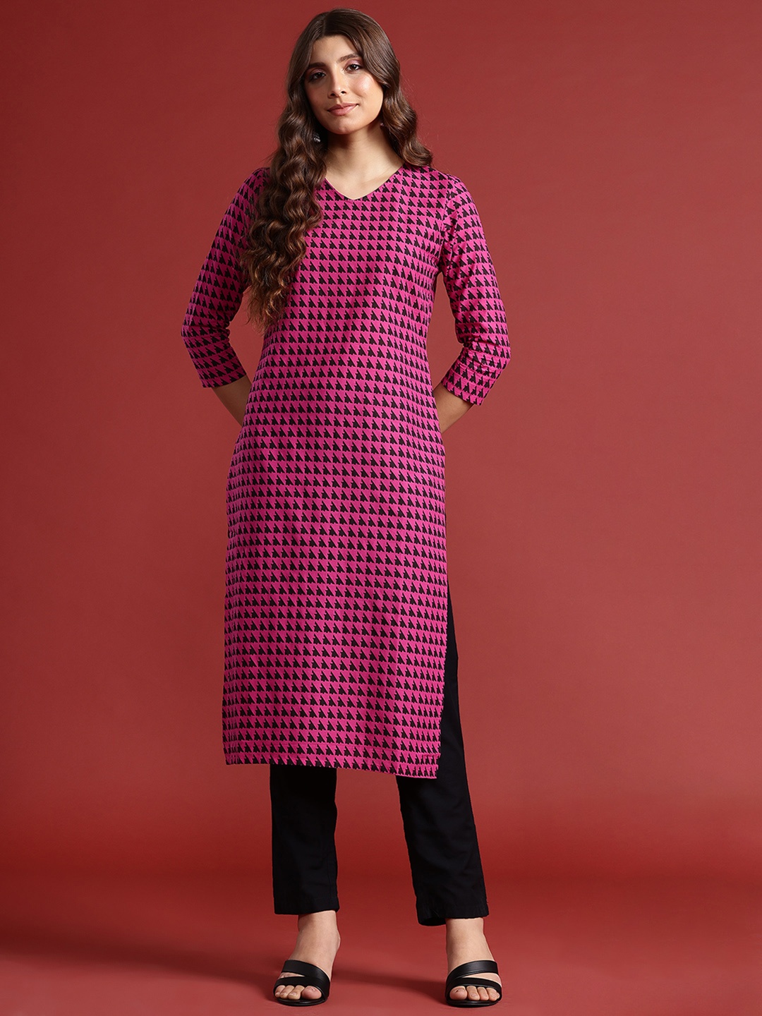 

Anouk Women Geometric Printed Kurta, Pink