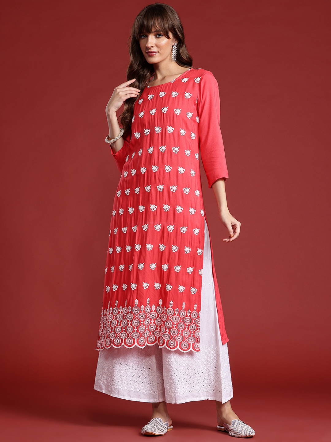 

Anouk Ethnic Motifs Embroidered Kurta, Red