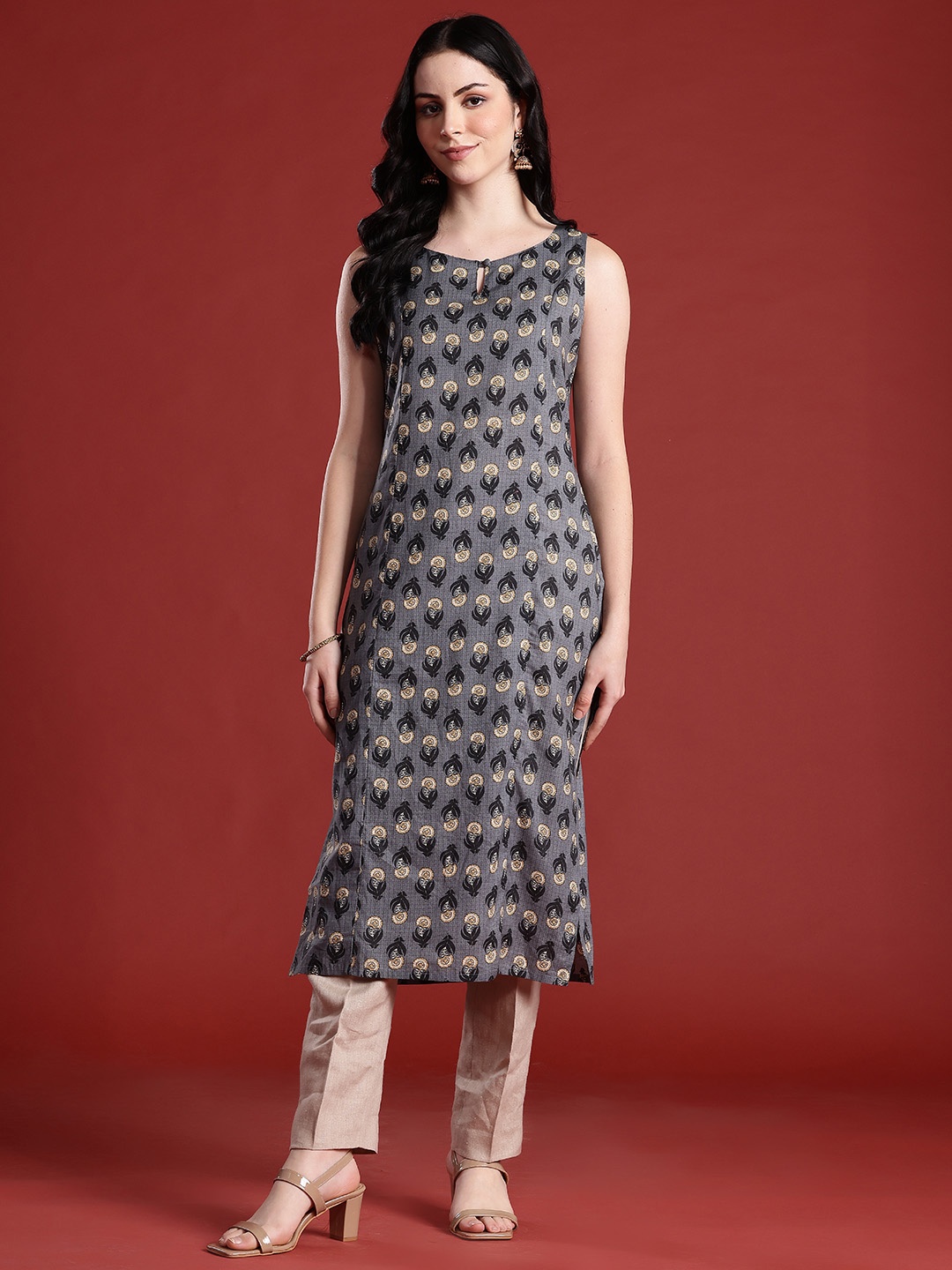 

Anouk Floral Printed Keyhole Neck Indie Florals Kurta, Grey