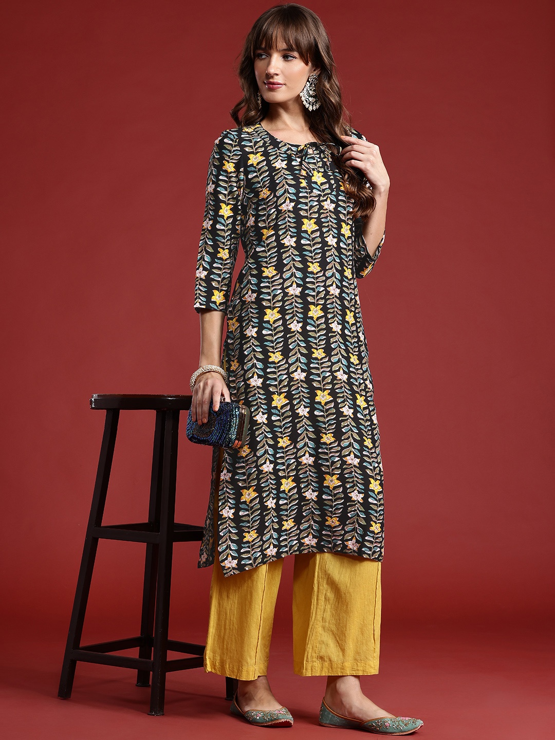 

Anouk Floral Printed Floral Kurta, Black