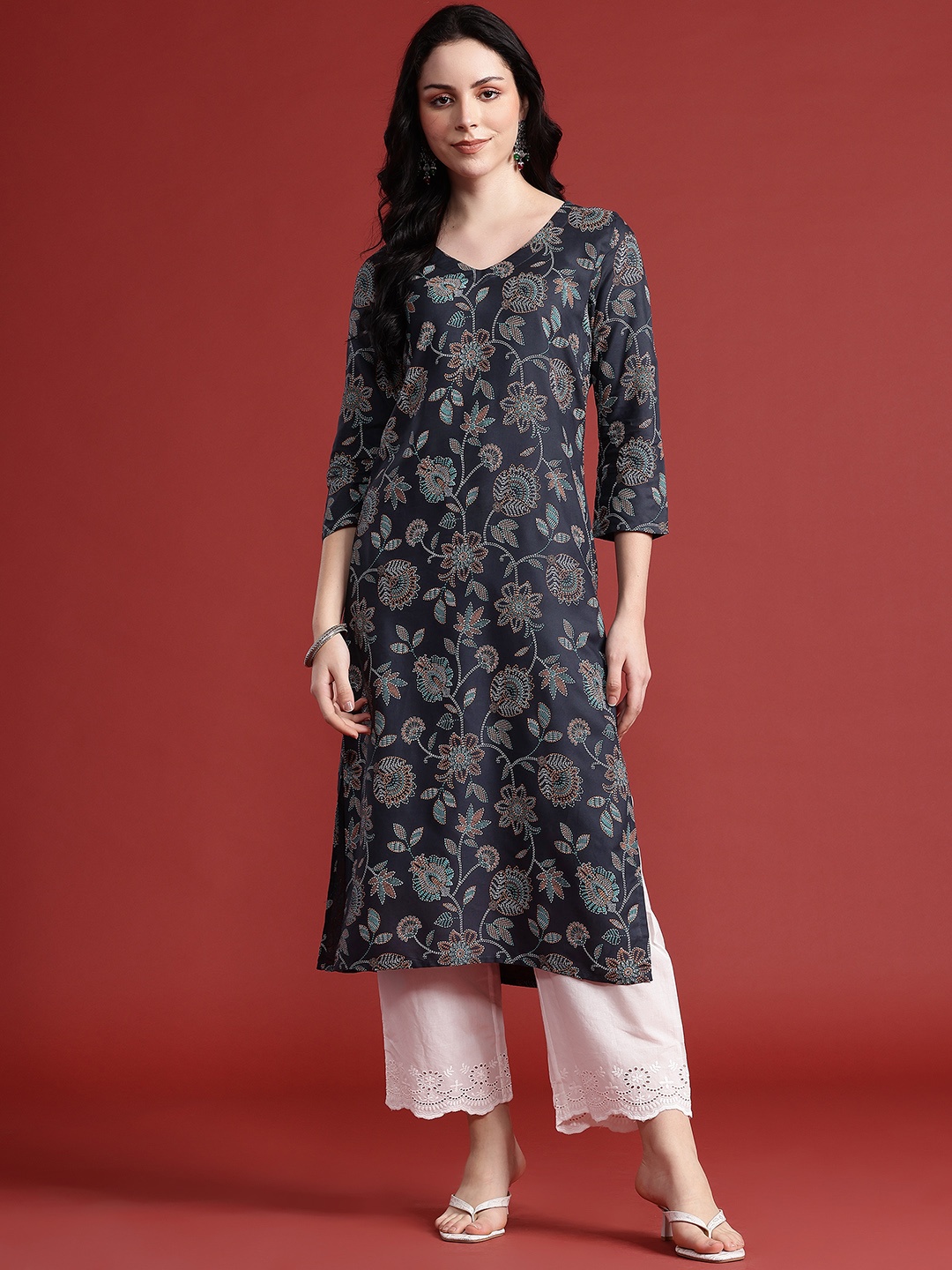 

Anouk Floral Printed Straight Kurta, Charcoal