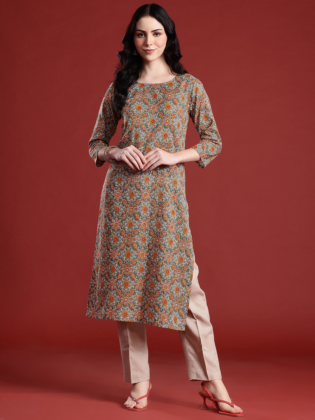

Anouk Geometric Printed Keyhole Neck Floral Kurta, Green