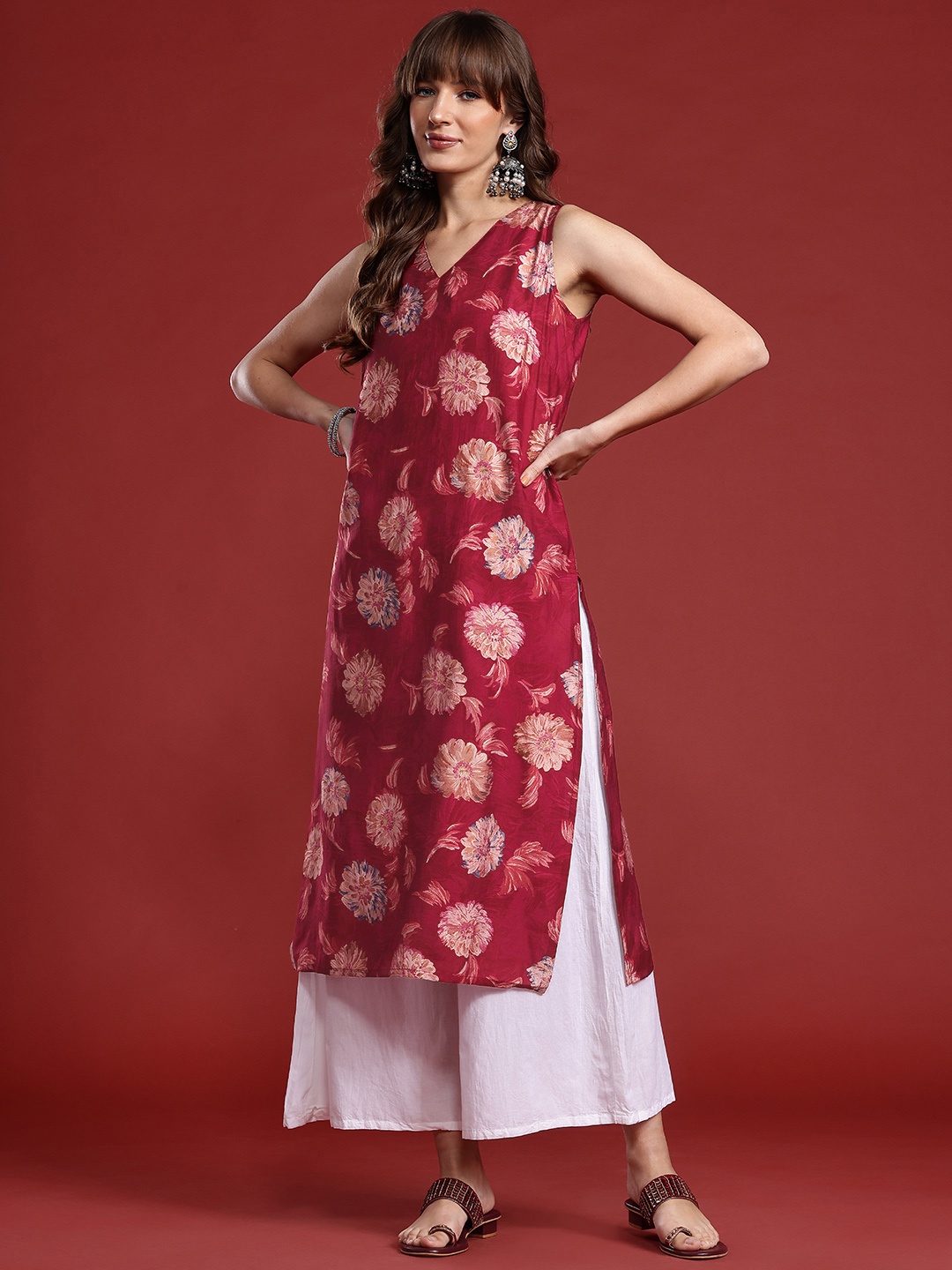 

Anouk Floral Printed Straight Kurta, Maroon
