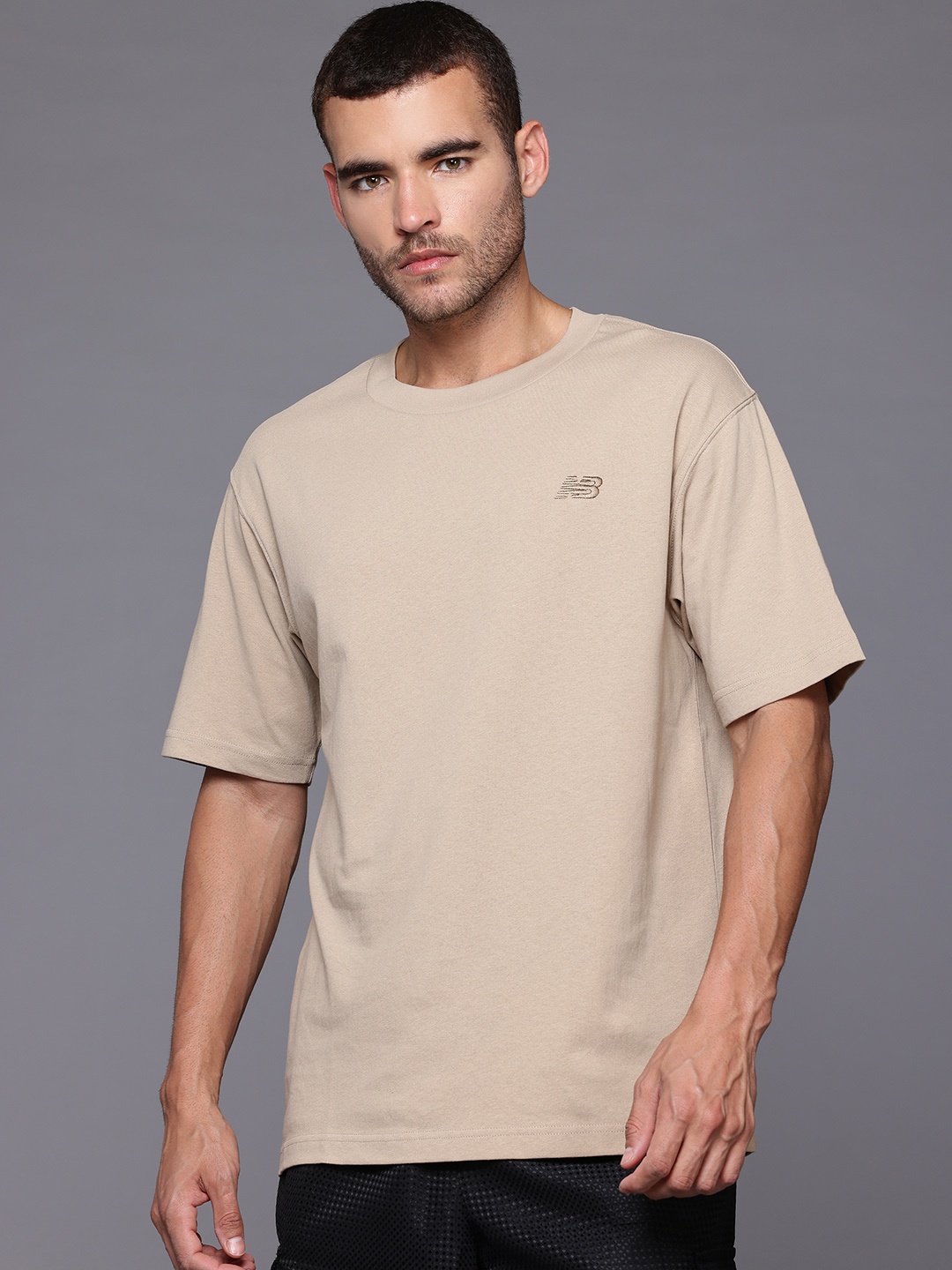 

New Balance Drop-Shoulder Sleeves Pure Cotton Relaxed Fit Athleisure T-shirt, Beige