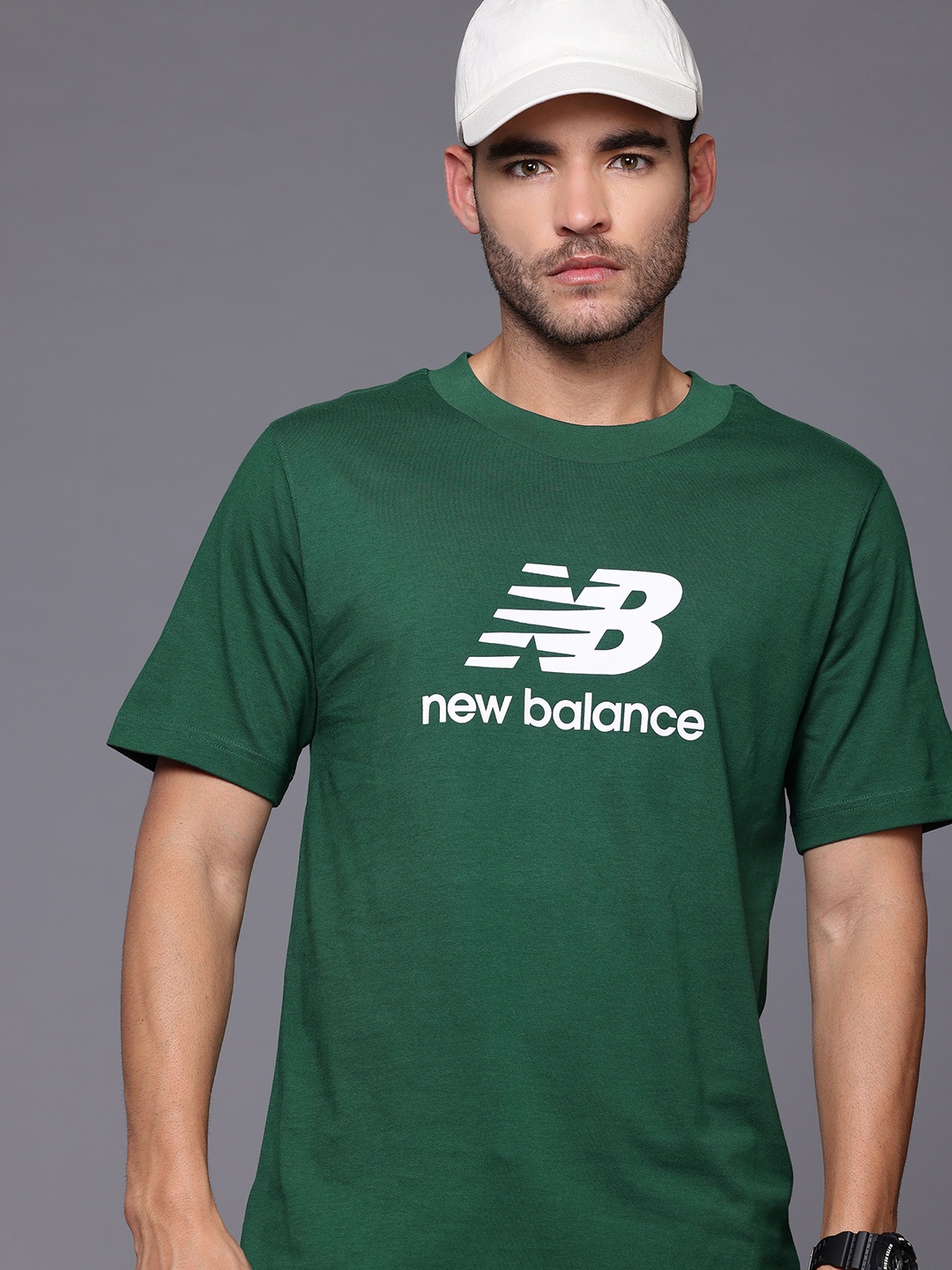 

New Balance Sport Essentials Logo T-Shirt, Green