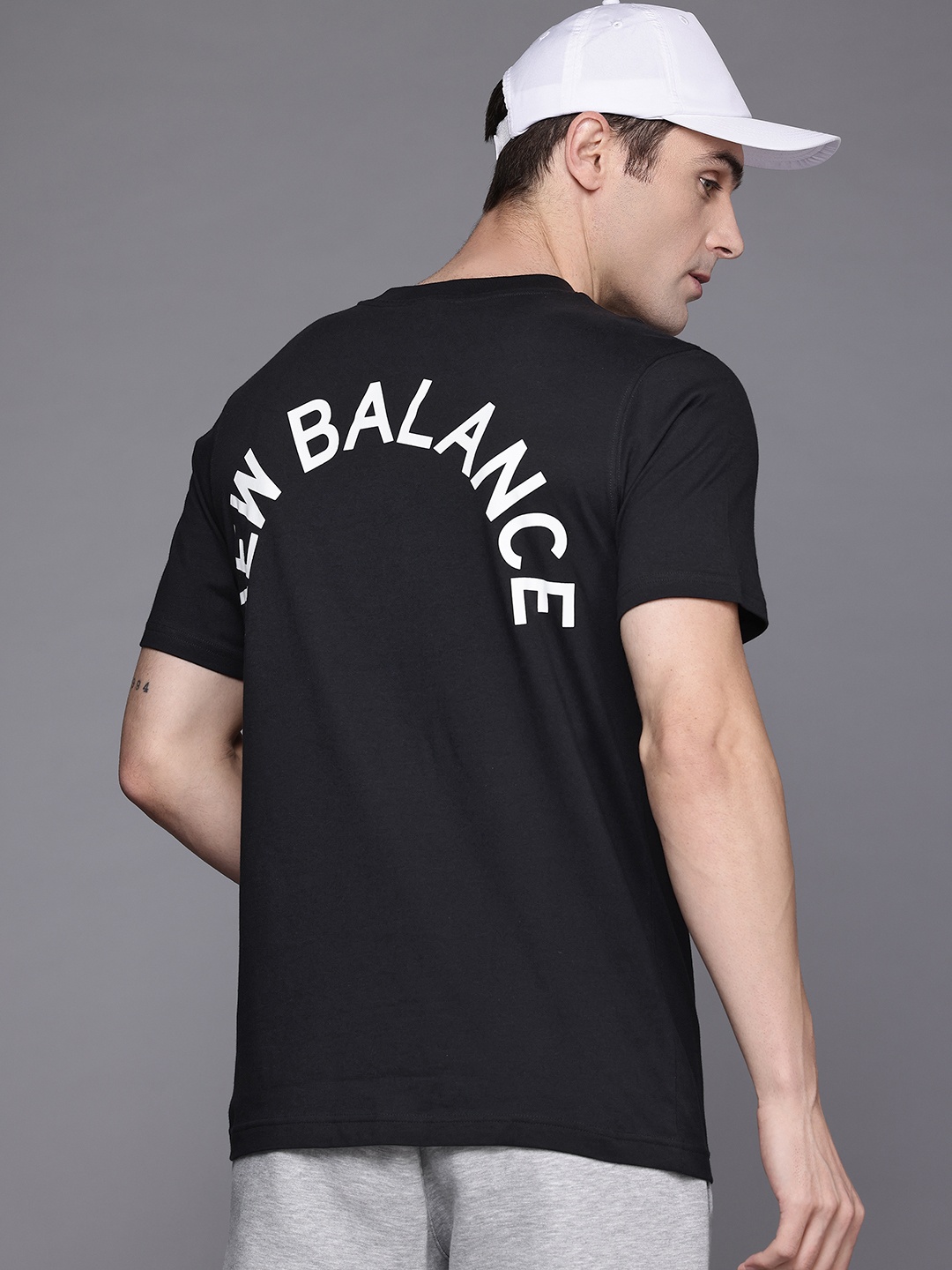 

New Balance Brand Logo Print Pure Cotton Athleisure T-shirt, Black