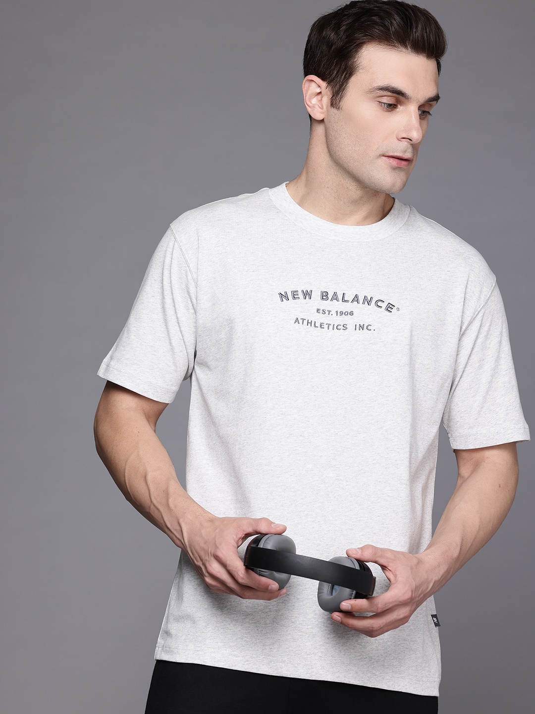 

New Balance Men Printed Athletics Relaxed Arch Pure Cotton T-shirt, Grey melange