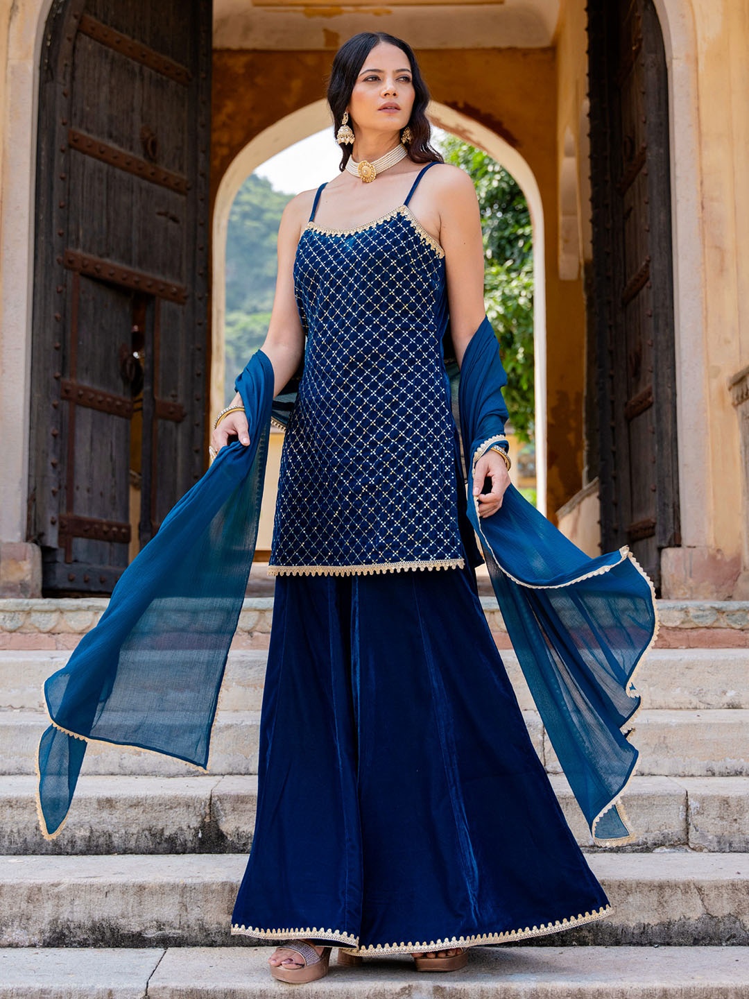 

KASYA Sequinnce Embroidered Velvet Kurta With Sharara & Dupatta, Blue