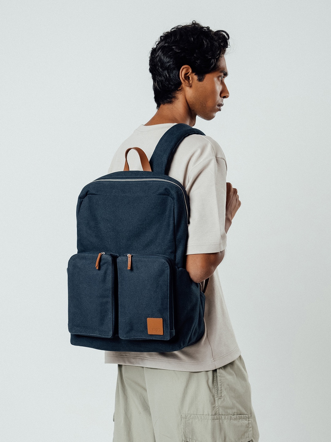 

DailyObjects Unisex Solid Backpack, Blue