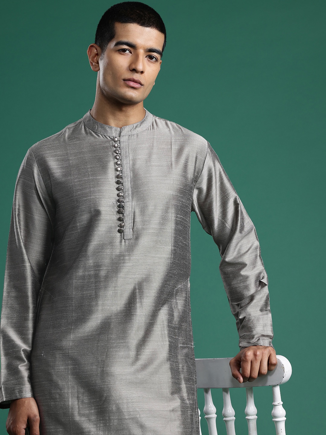 

Indo Era Men Mandarin Collar Kurta, Grey