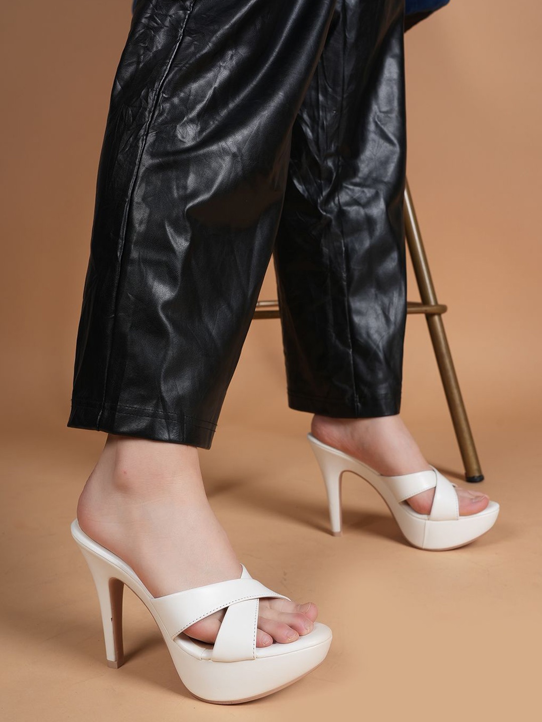 

Lavie Women Stiletto Sandals, White