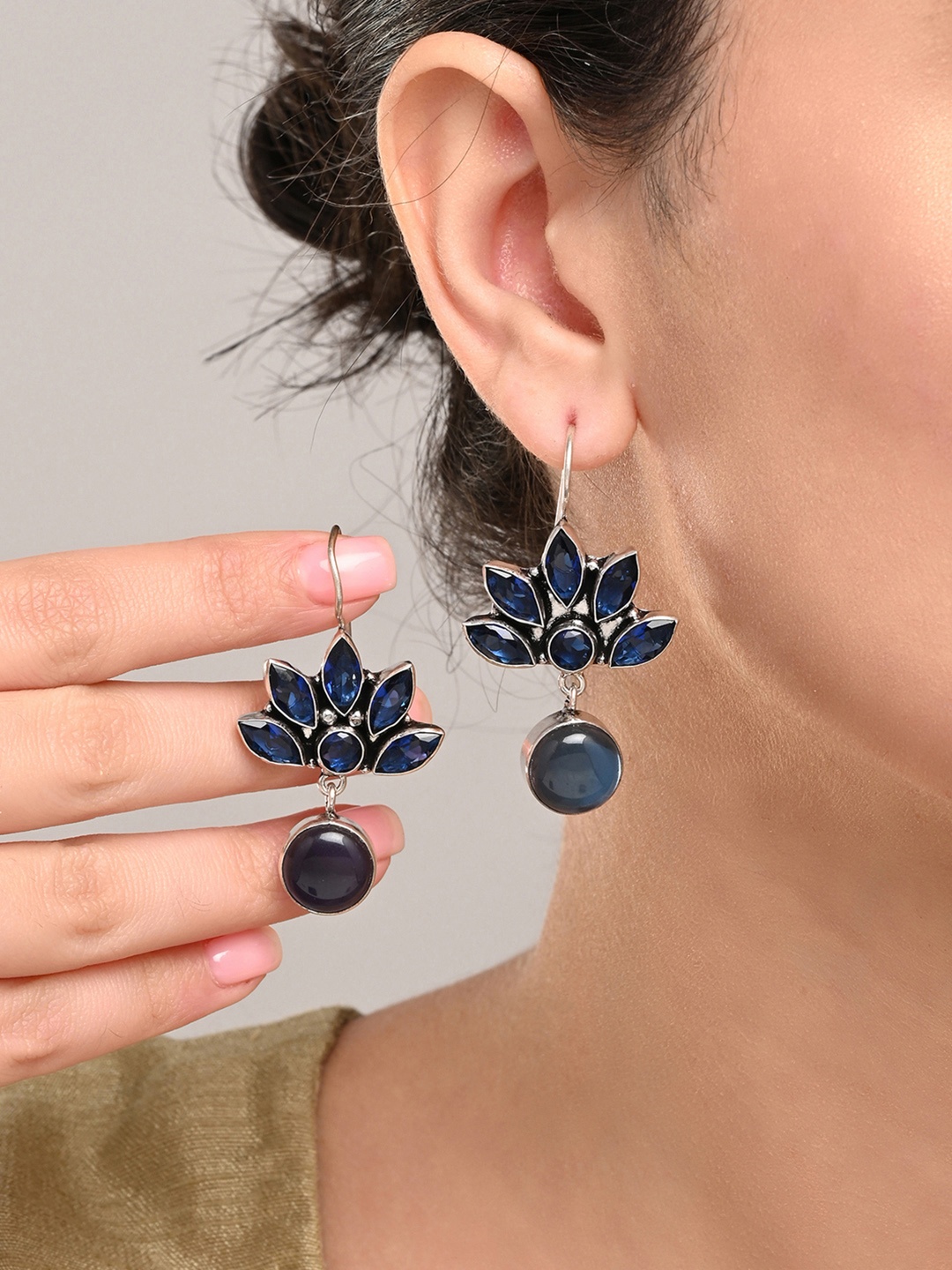 

Anvik Contemporary Drop Earrings, Blue