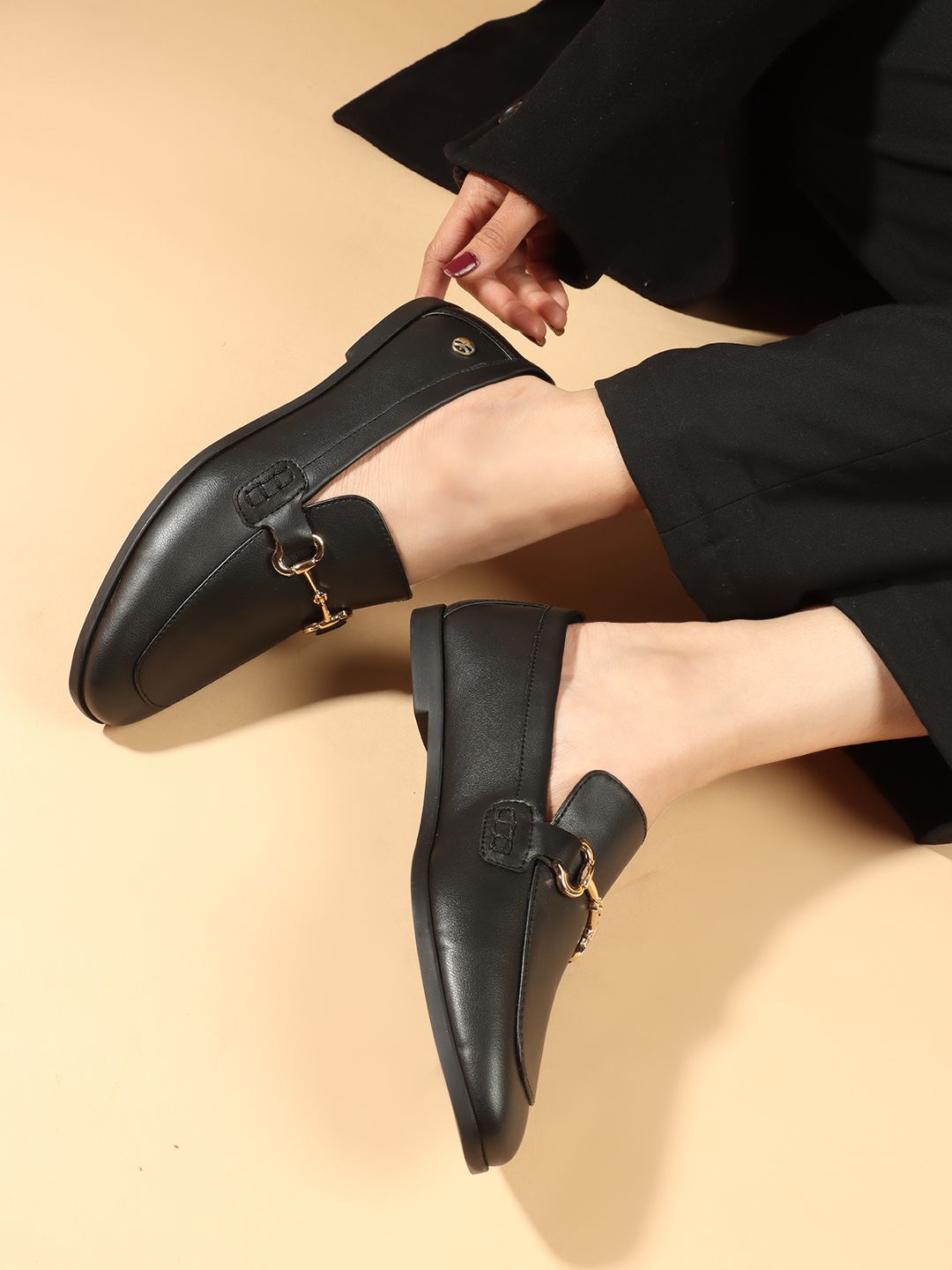 

ELLE Women Lightweight Loafers, Black