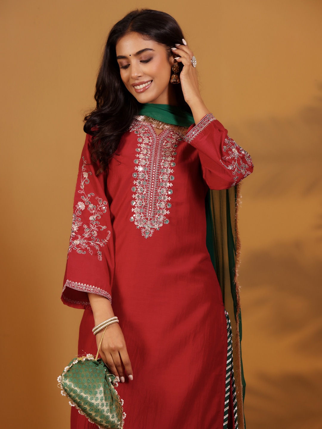 

Varanga Women Floral Embroidered Regular Kurta with Trousers & With Dupatta, Maroon