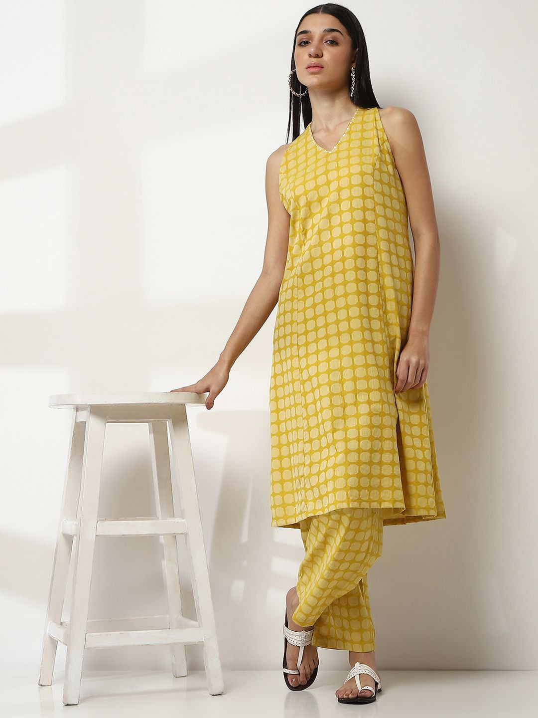 

Rangriti Printed V-Neck A-Line Tunic With Trouser, Mustard