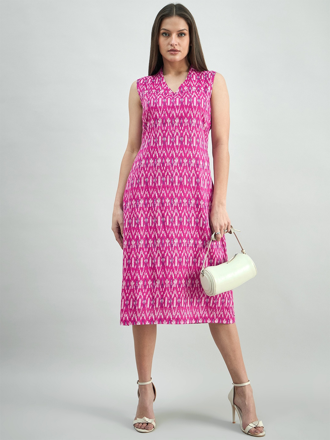 

PowerSutra Women Cotton Ikat Print Relaxed Fit A-line dress, Pink