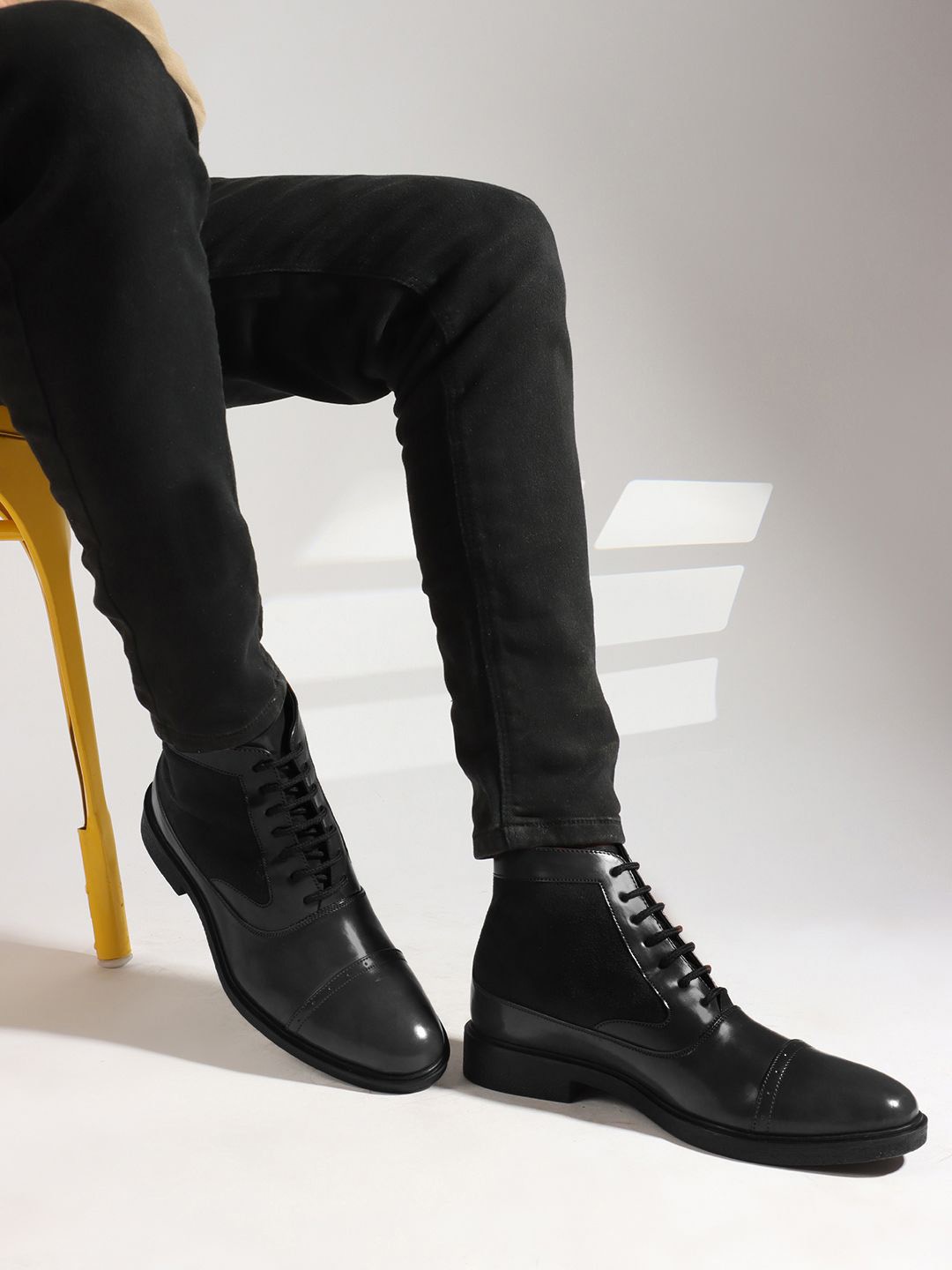 

Carlton London Men Lace-Ups Round Toe Winter Boots, Black