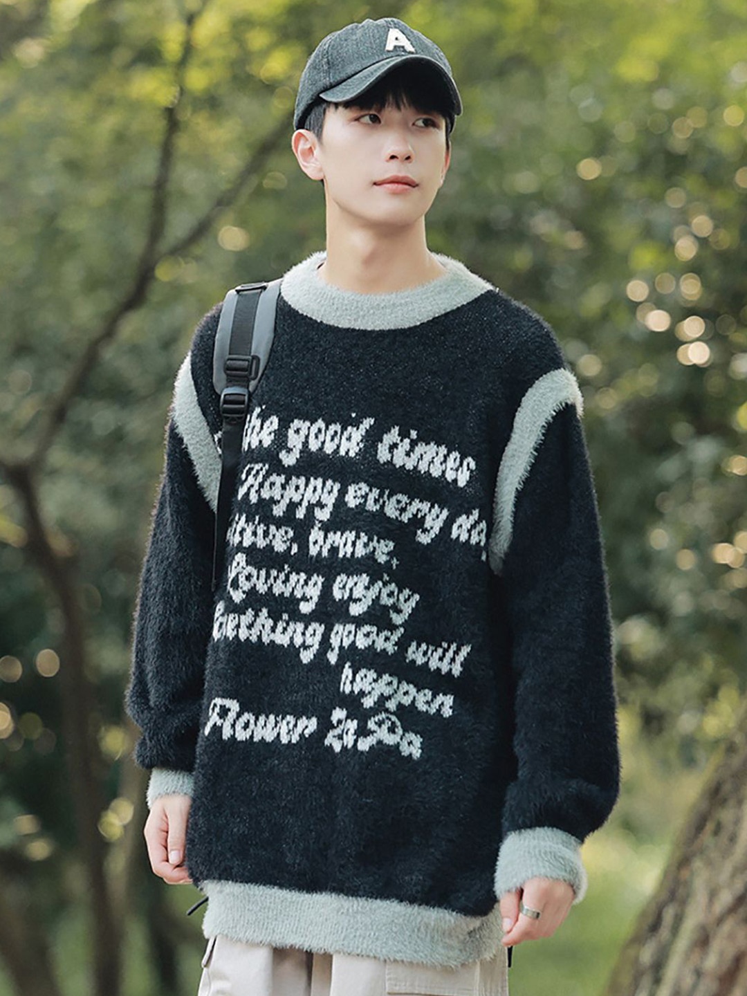 

StyleCast x Revolte Men Boucle Printed Longline Pullover, Black