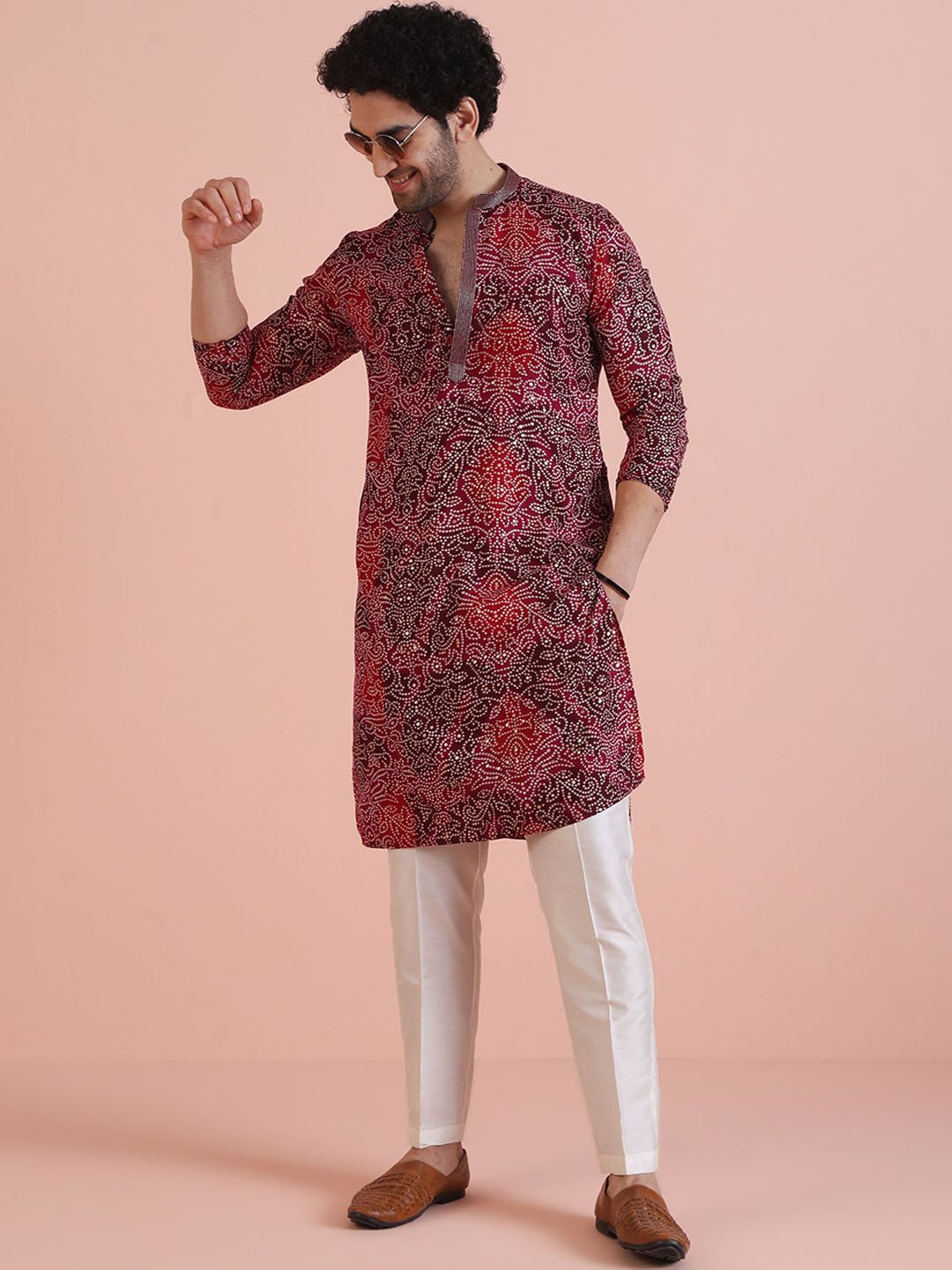 

KISAH Bandhani Printed Straight Kurta with Trousers, Magenta