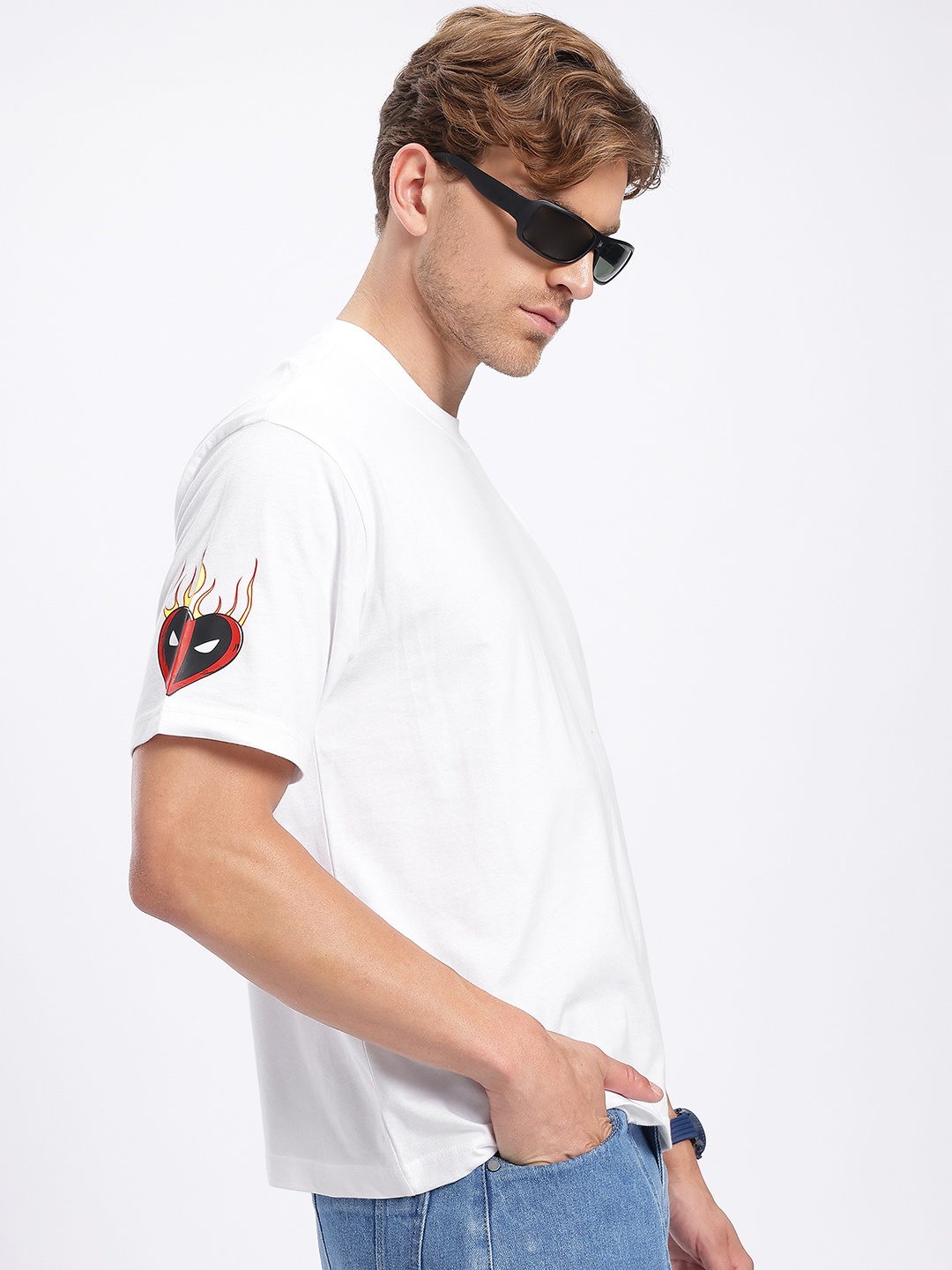 

glitchez Placement Printed Oversized Fit T-shirt, White