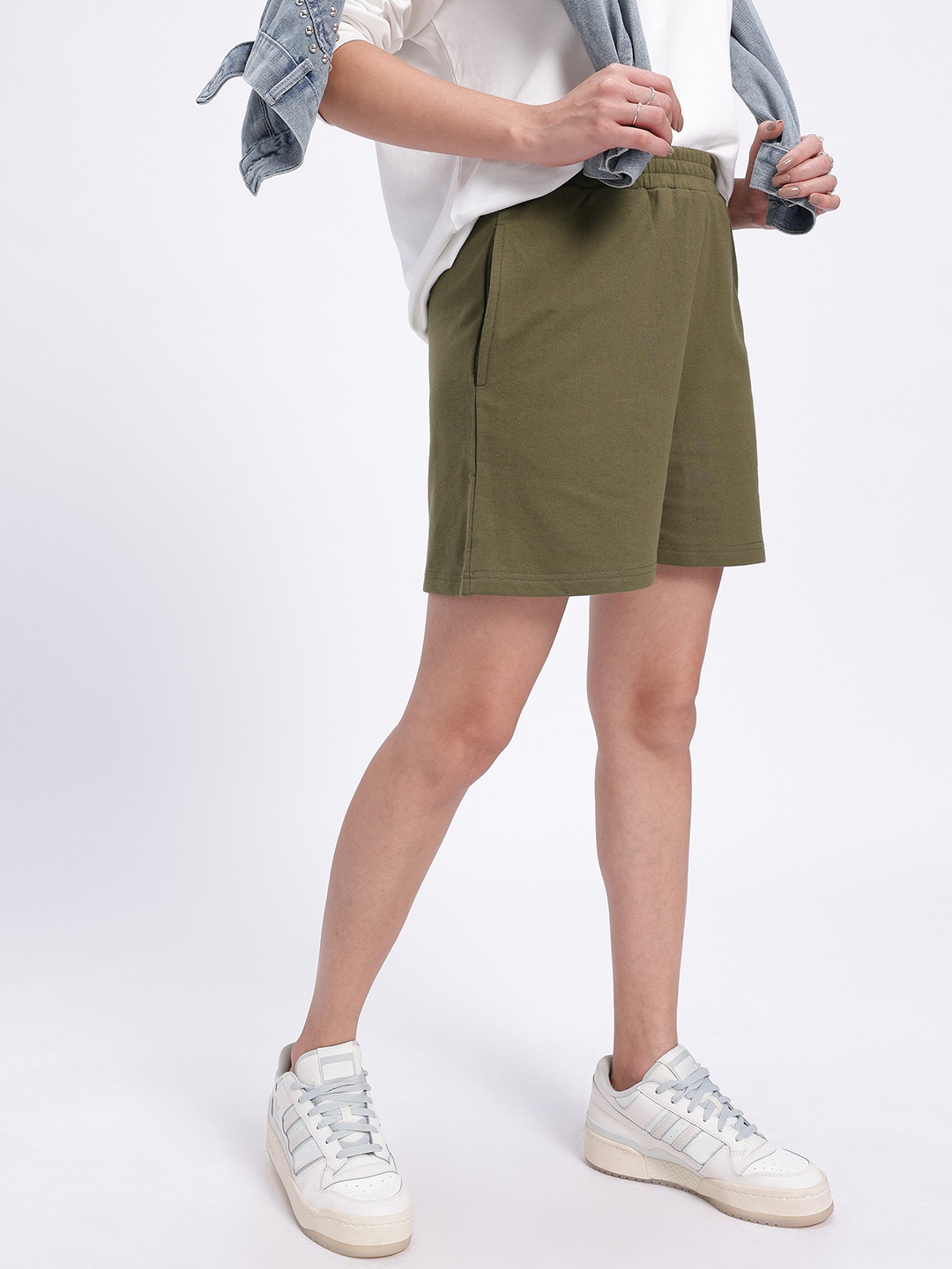 

glitchez Women Laid-Back Relaxed Shorts, Olive