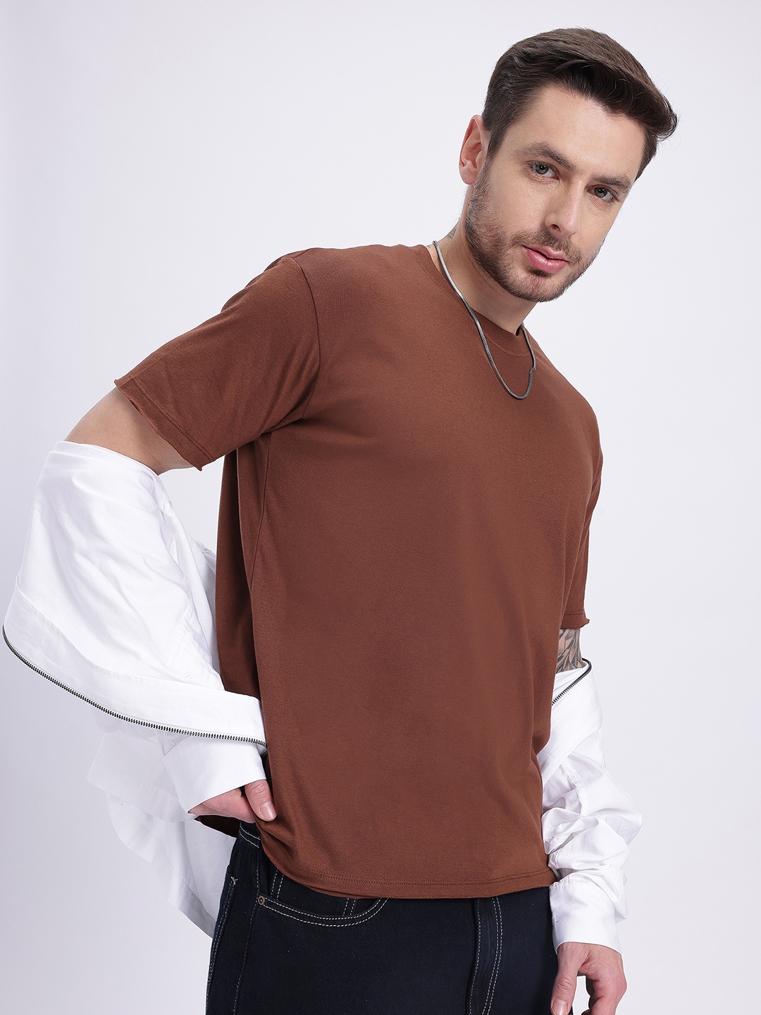 

glitchez Elevated Essentials Boxy Tshirt, Brown