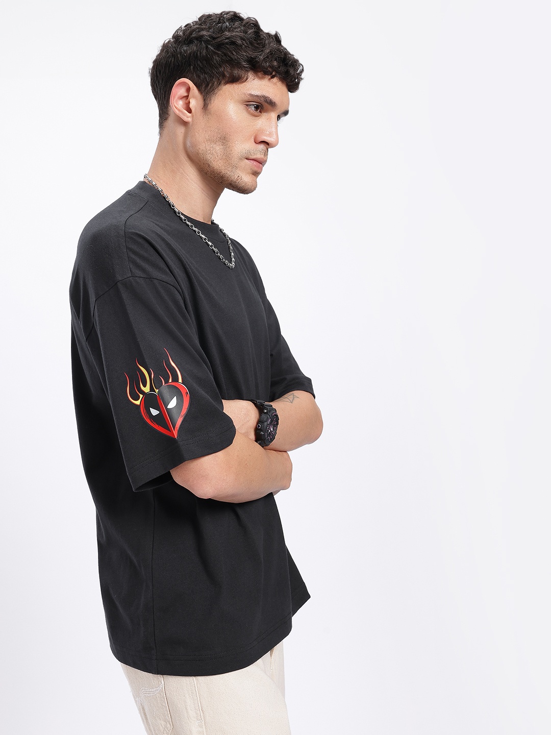 

glitchez Comic Edge Detail Oversized T-shirt, Black