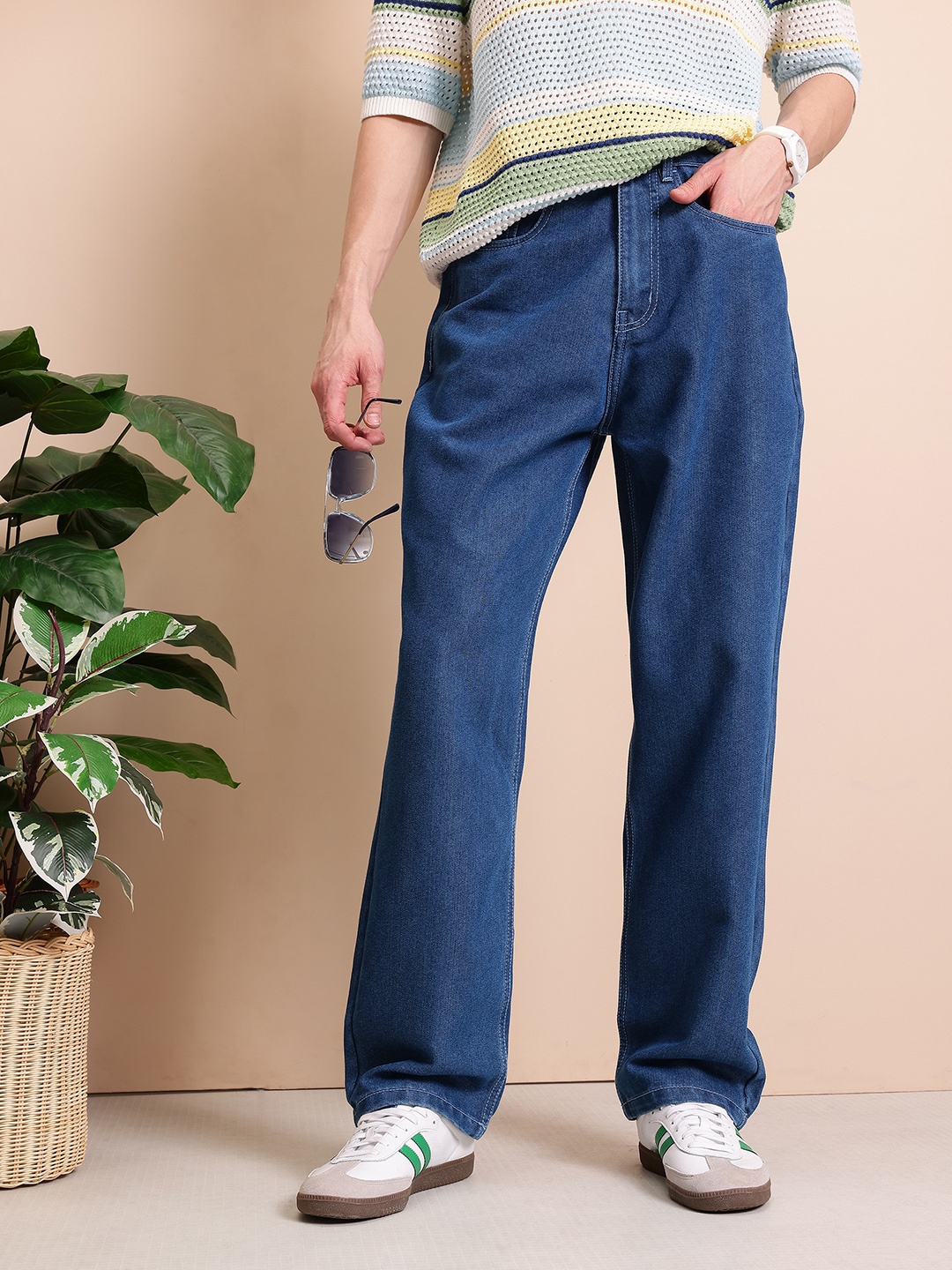 

Mast & Harbour Men Relaxed Fit Light Fade Jeans, Blue