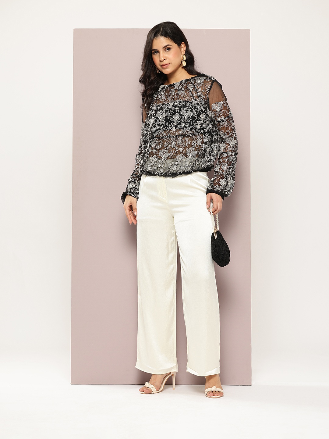 

aaliya Embroidered Monochrome Georgette Top, Black