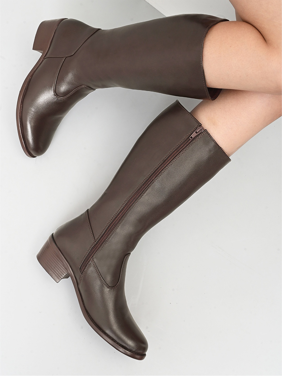 

The Roadster Lifestyle Co Women High-Top Block-Heeled Regular Boots, Brown