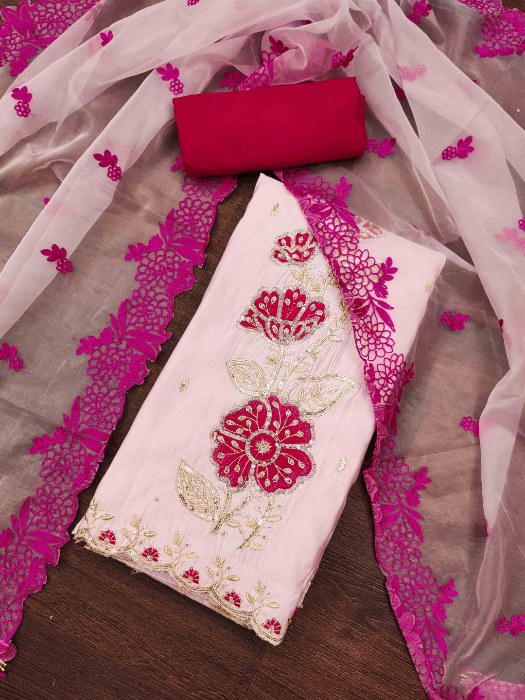 

Blissta Floral Embroidered Sequinned Work Unstitched Dress Material, Pink